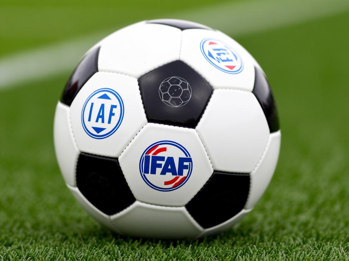 开云体育app下载-明星球员伤愈复出状态回升明显，足球明星受伤  第3张